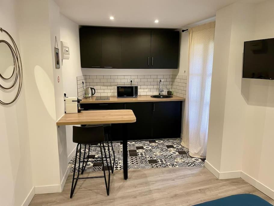 Le Moulin 3 - Appartement Tout Confort Centre Ville - Beziers - Wifi - Tv Connecte Экстерьер фото